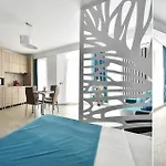 Alezzi Azure Apartament