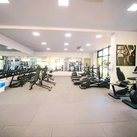 Alezzi Azure Apartament *