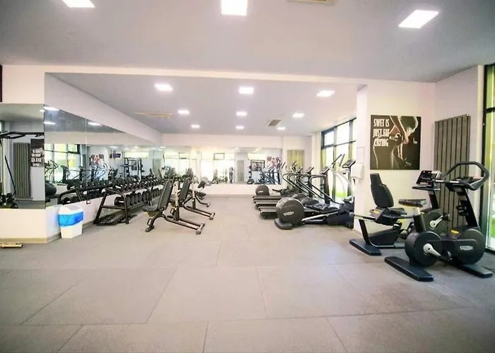 Alezzi Azure Apartament *